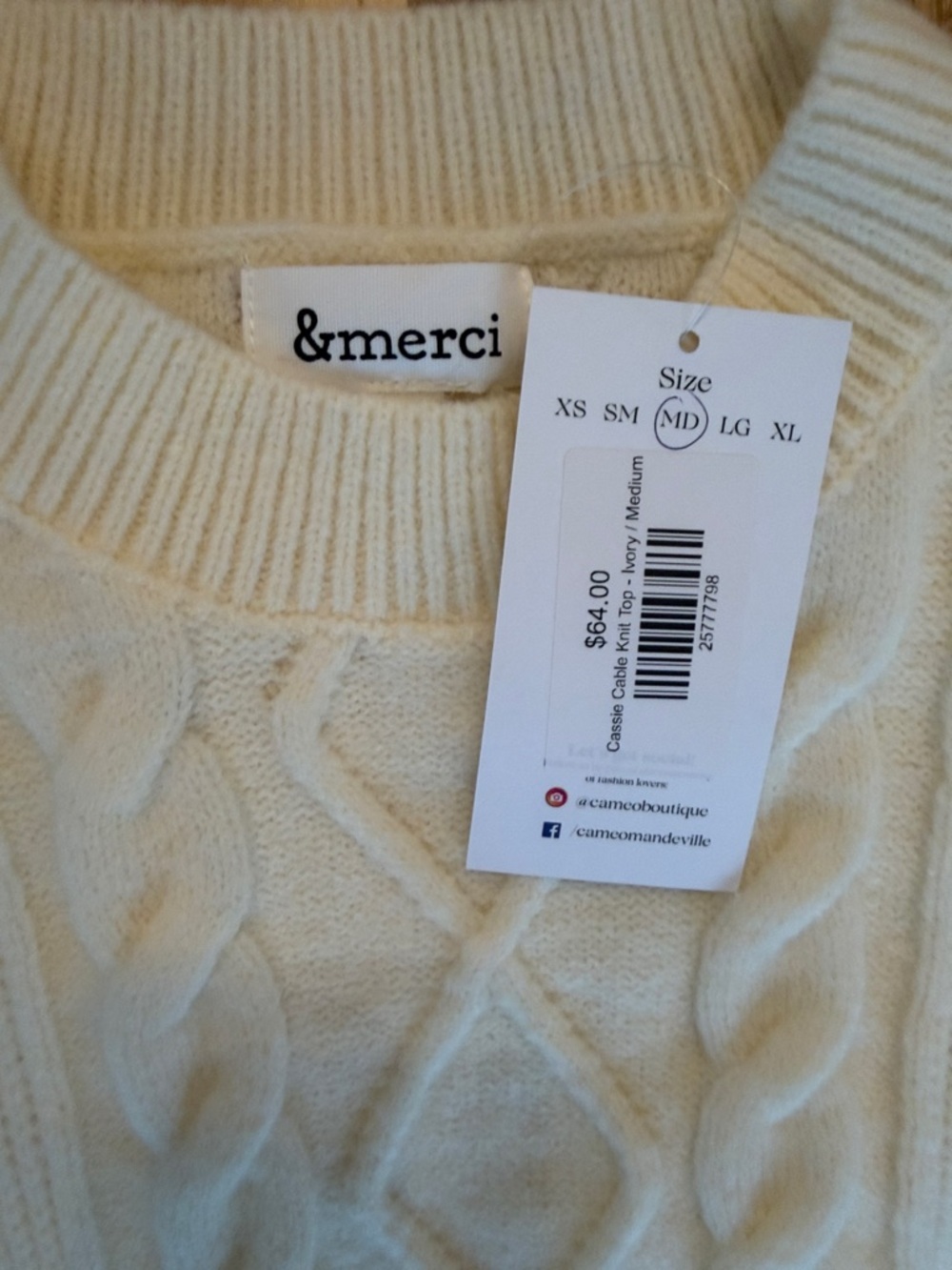 Short-Sleeve Cable Knit Crewneck Sweater in Cream - Picture 2 of 3